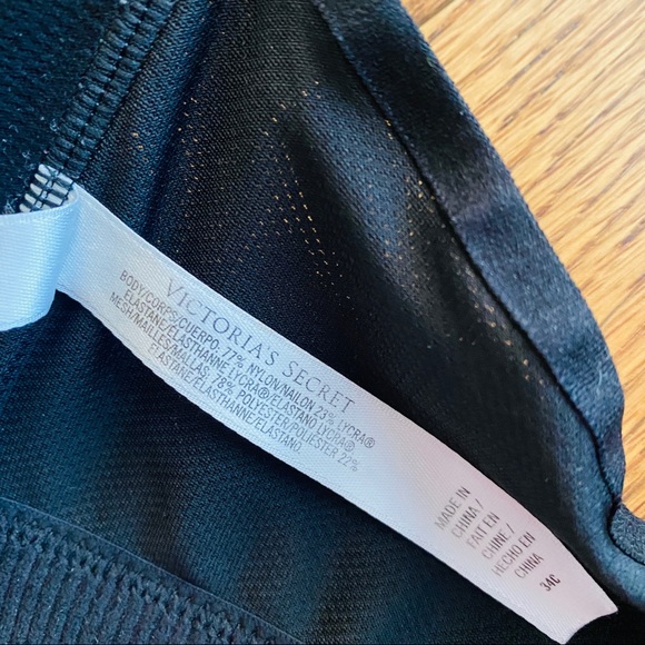 VSX Victoria’s Secret Incredible Sports Bra Zip Front 34C - Picture 10 of 14